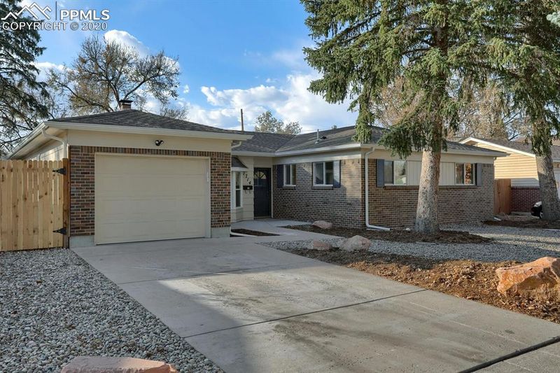 1714 Auburn Dr, Colorado Springs, CO 80909
