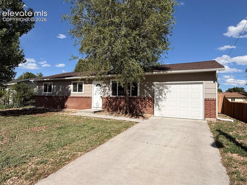 1717 Whitehall Rd, Colorado Springs, CO 80906
