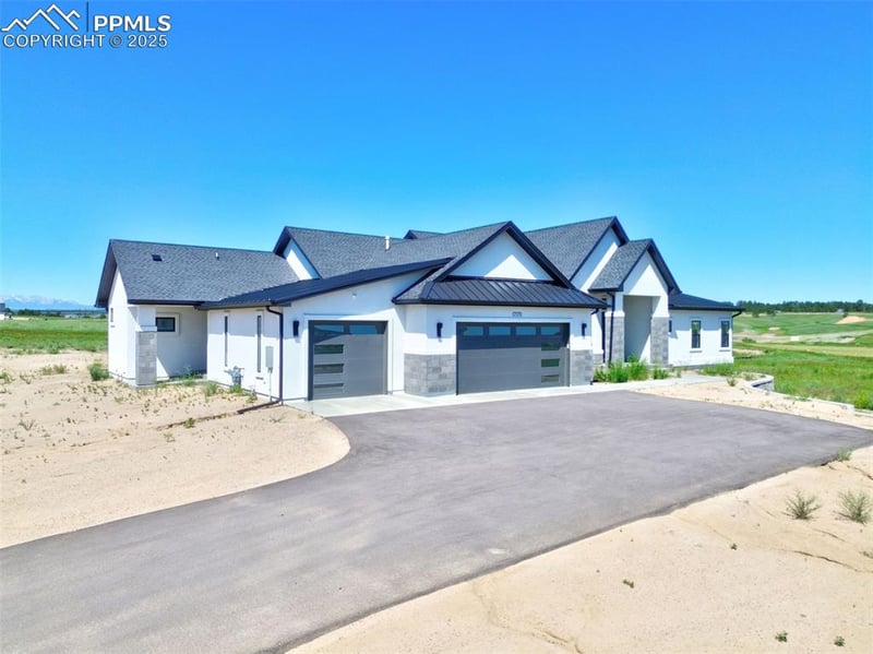 17170 Early Light Dr, Colorado Springs, CO 80908