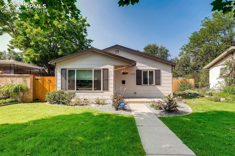 1719 W Boulder St, Colorado Springs, CO 80904