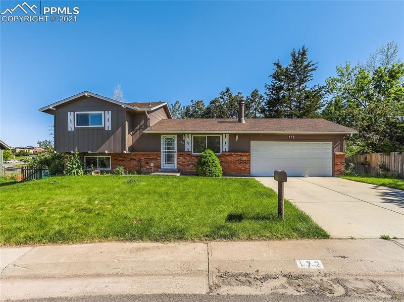 172 Olympus Cir, Lone Tree, CO 80124
