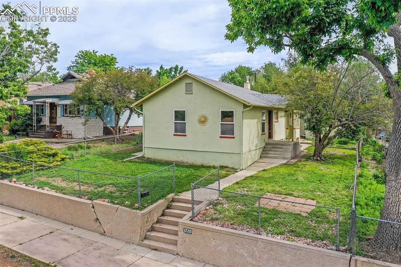 1720 W Bijou St, Colorado Springs, CO 80904