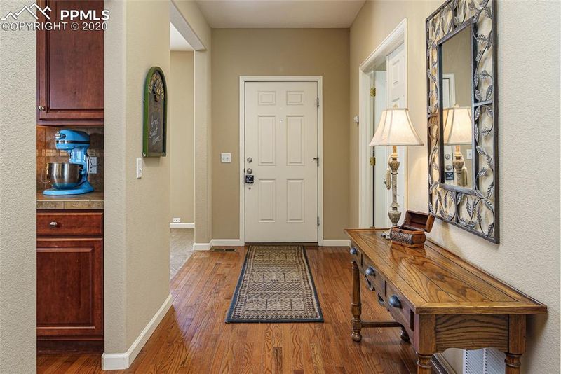 1720 Iver St, Colorado Springs, CO 80910