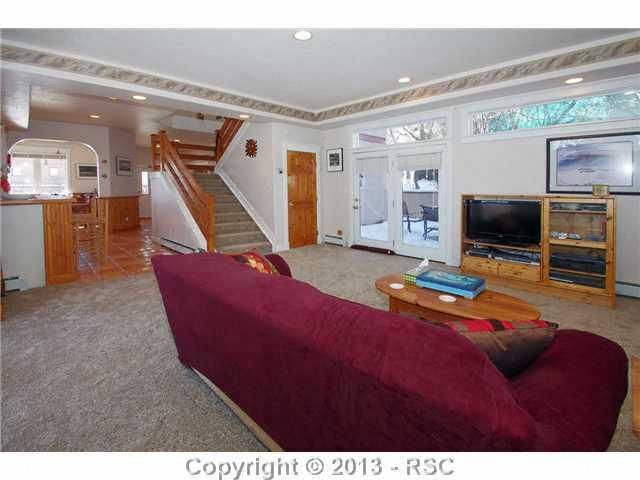1720 Spruce Ln, Colorado Springs, CO 80906
