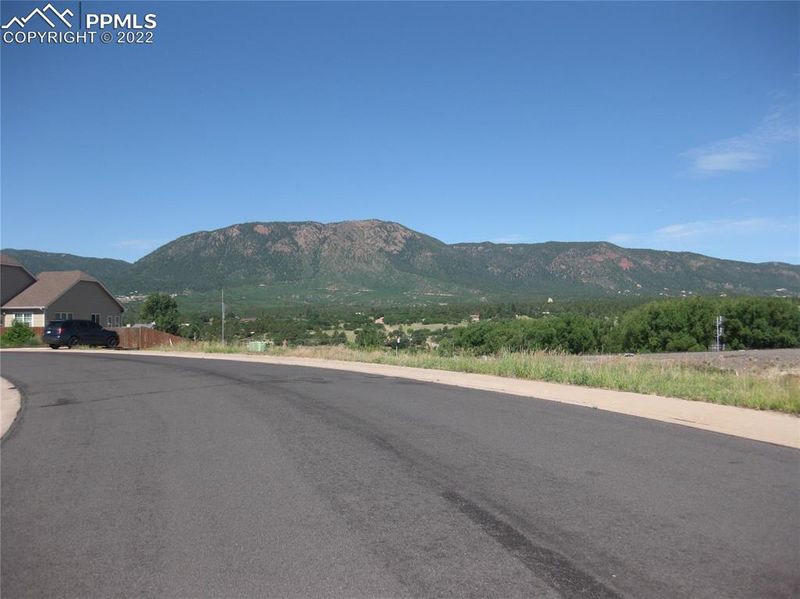 17220 Park Trail Dr, Monument, CO 80132