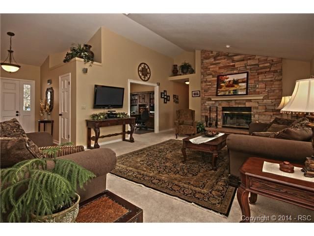 17230 Early Star Dr, Monument, CO 80132