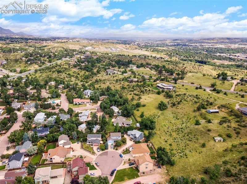 1724 Yampa St, Colorado Springs, CO 80904