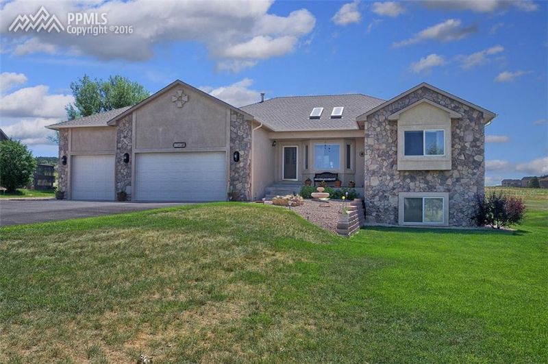 17245 Leggins Way, Monument, CO 80132