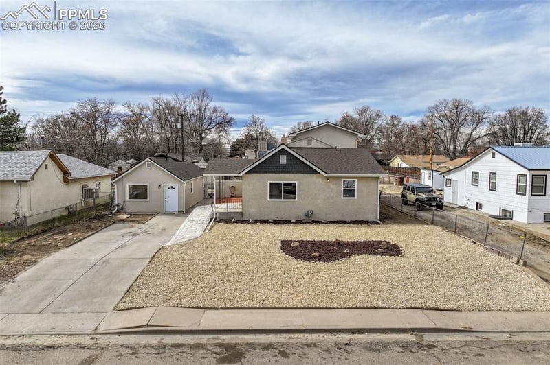 1725 Brown Ave, Pueblo, CO 81004