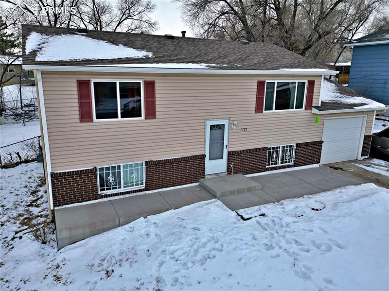 1725 Carmel Dr, Colorado Springs, CO 80910