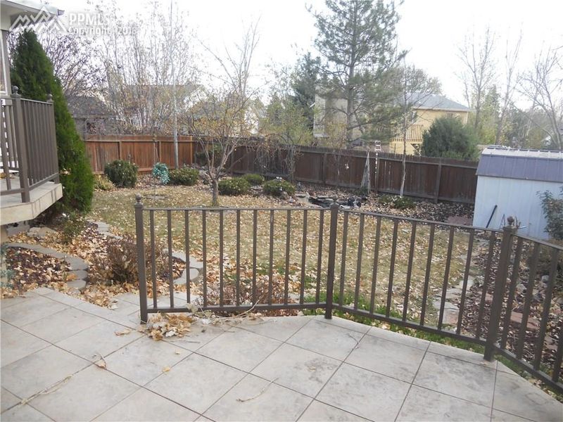 1725 Winnebago Dr, Colorado Springs, CO 80915