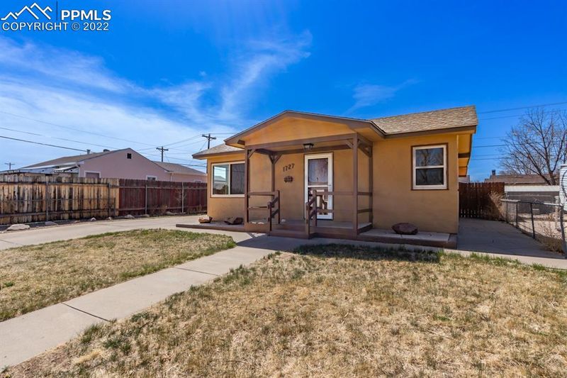 1727 Morrison Ave, Pueblo, CO 81004