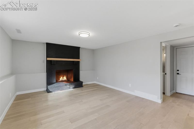 1728 Wooten Rd, Colorado Springs, CO 80915