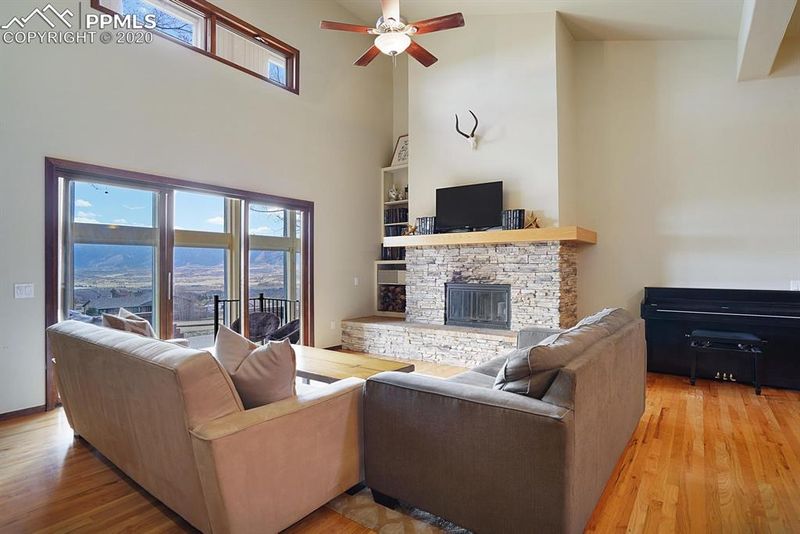 17280 Fairplay Dr, Monument, CO 80132