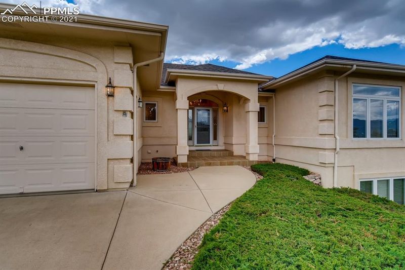 17325 Early Star Dr, Monument, CO 80132