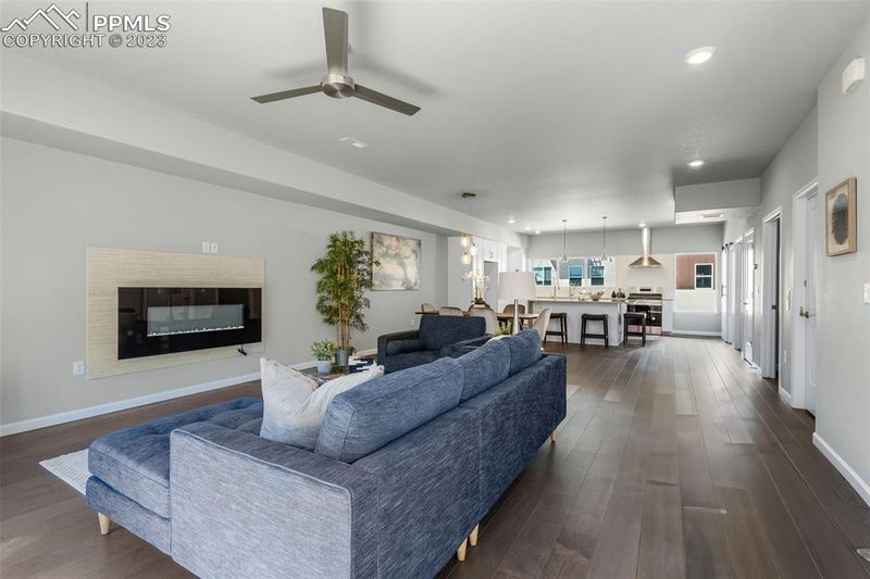 1734 Creek Edge Vw, Colorado Springs, CO 80905