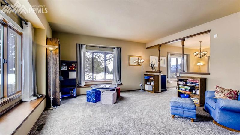 17360 Early Star Dr, Monument, CO 80132