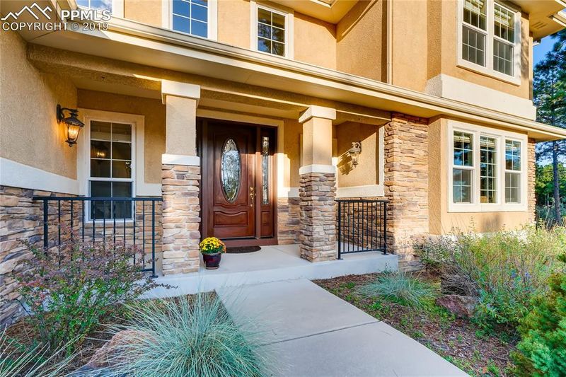 17395 Lamplight Dr, Monument, CO 80132