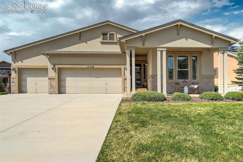 1744 Valley Stream Ct, Colorado Springs, CO 80921