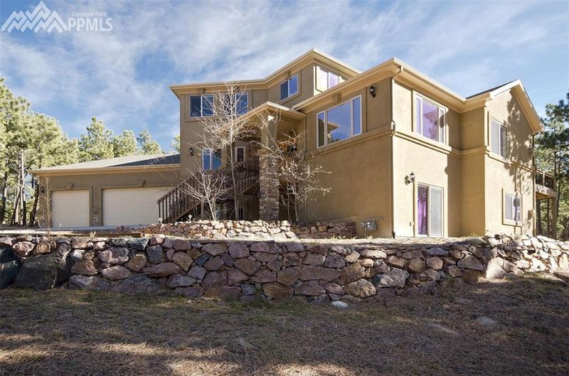 17475 Lamplight Dr, Monument, CO 80132