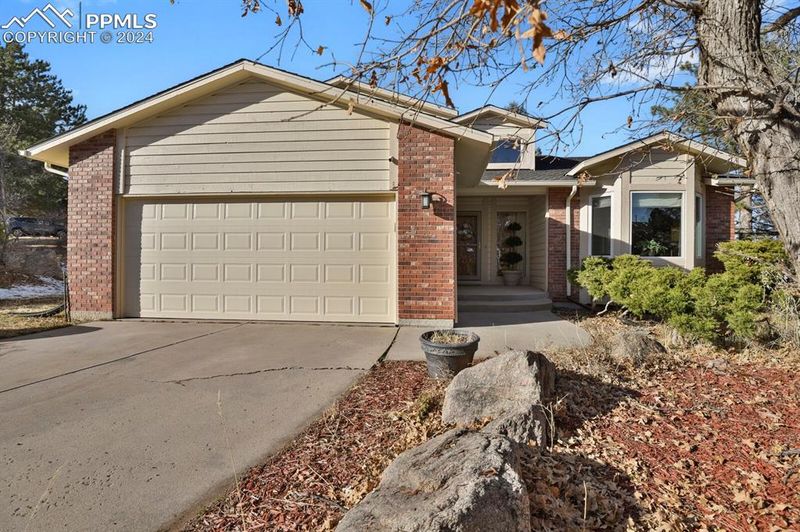 175 Lowick Dr, Colorado Springs, CO 80906