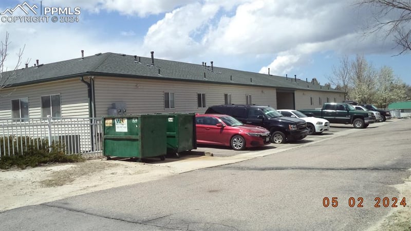 175 E Spruce St, Elizabeth, CO 80107