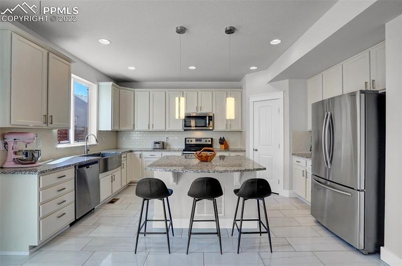 17535 Lake Side Dr, Monument, CO 80132