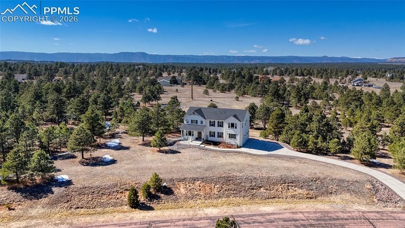 17590 W Cherry Stage Rd, Colorado Springs, CO 80921