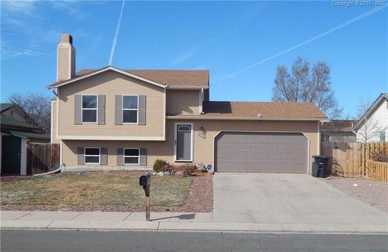 1760 Doherty Rd, Colorado Springs, CO 80916