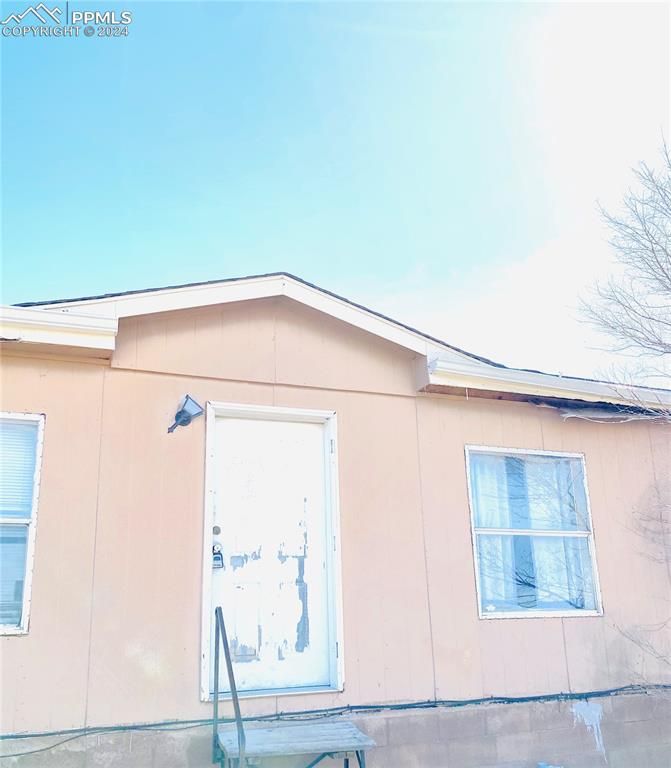 17610 Hanover Rd, Fountain, CO 80928