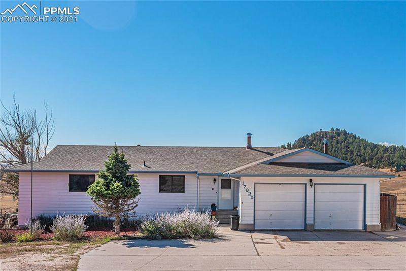 17625 Person Dr, Peyton, CO 80831