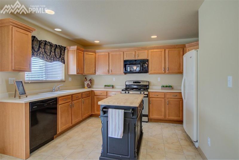 17647 Quarry Way, Monument, CO 80132