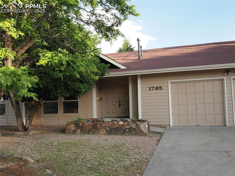 1765 Kimberly Pl, Colorado Springs, CO 80915
