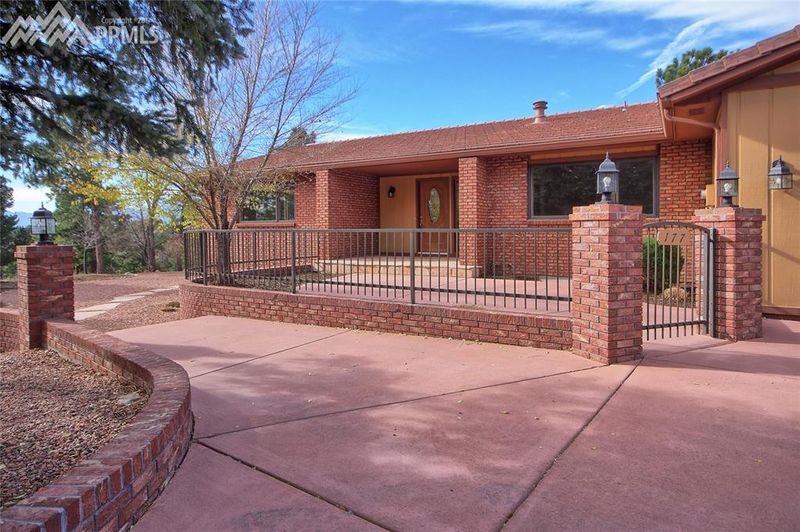 177 Anchoria Way, Colorado Springs, CO 80919