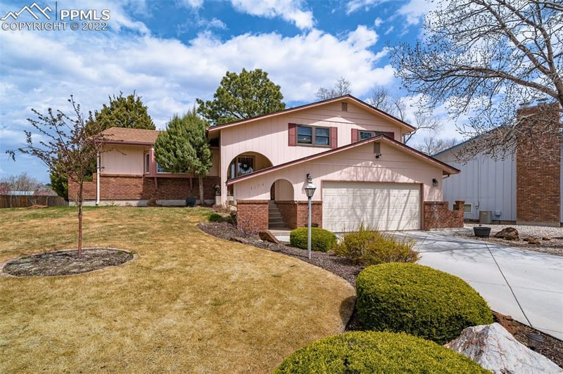 1770 Kimberly Pl, Colorado Springs, CO 80915