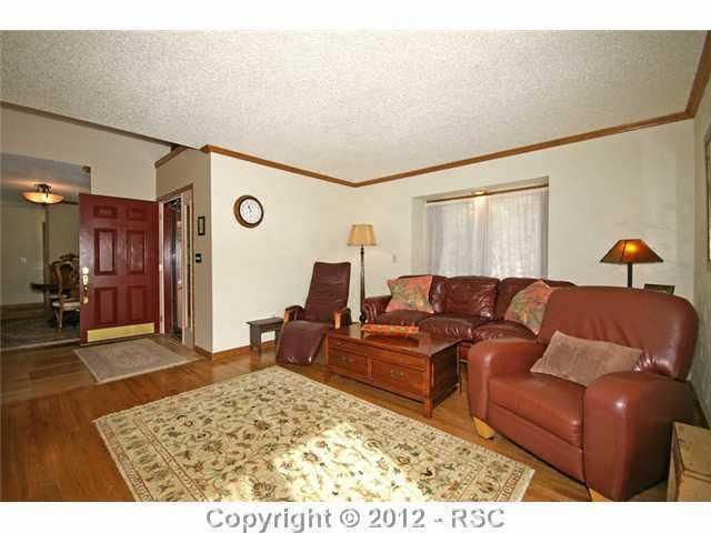 17720 Merryhill Ct, Monument, CO 80132