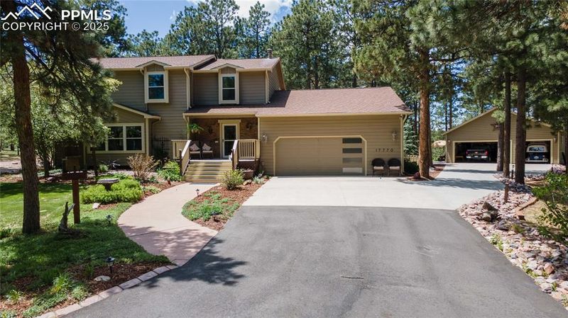 17770 Radbourne Ct, Monument, CO 80132