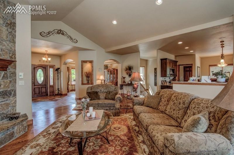 1780 Cornerstone Dr, Colorado Springs, CO 80918