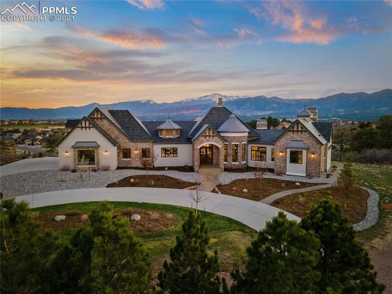 1785 Vine Cliff Hts, Colorado Springs, CO 80921