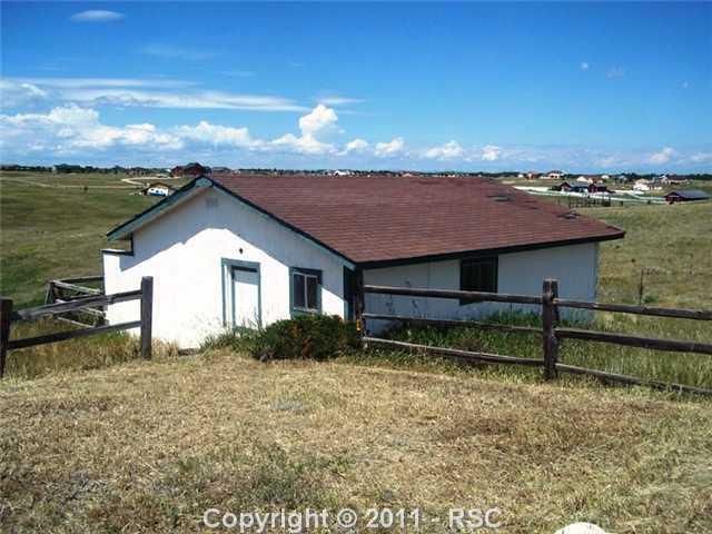 17885 Pinon Park Rd, Peyton, CO 80831