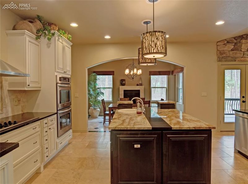 17925 Martingale Rd, Monument, CO 80132