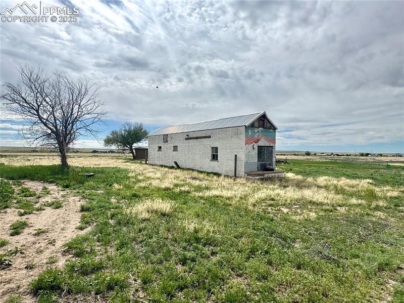 1798 E Ellicott Rd, Calhan, CO 80808