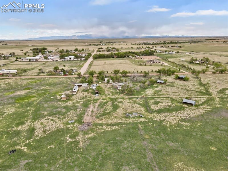 1798 E Ellicott Rd, Calhan, CO 80808