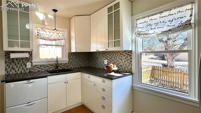 18 N 12th St, Colorado Springs, CO 80904