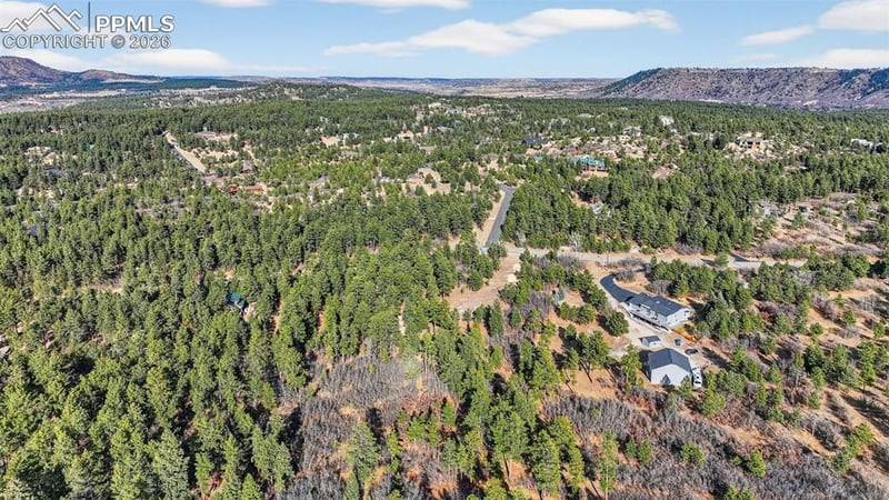 1802 Silverheels Dr, Larkspur, CO 80118