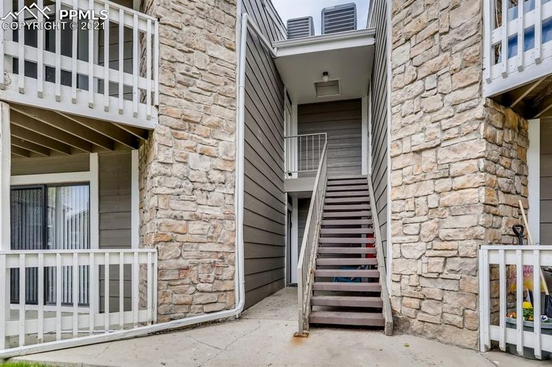 18021 E Kentucky Ave #202, Aurora, CO 80017