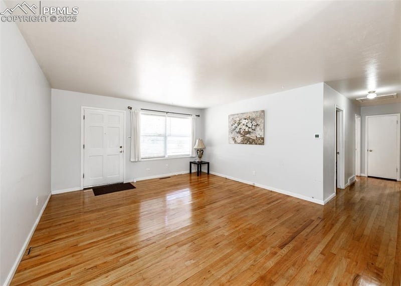 1806 Circle Dr, Colorado Springs, CO 80909