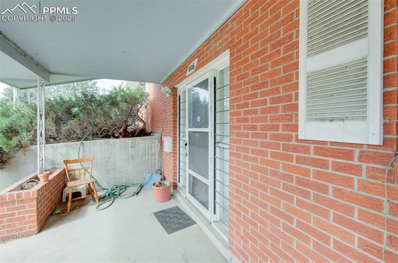 1806 Del Mar Dr, Colorado Springs, CO 80910