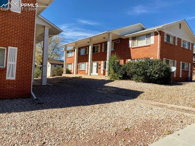 1806 Monteagle St, Colorado Springs, CO 80909