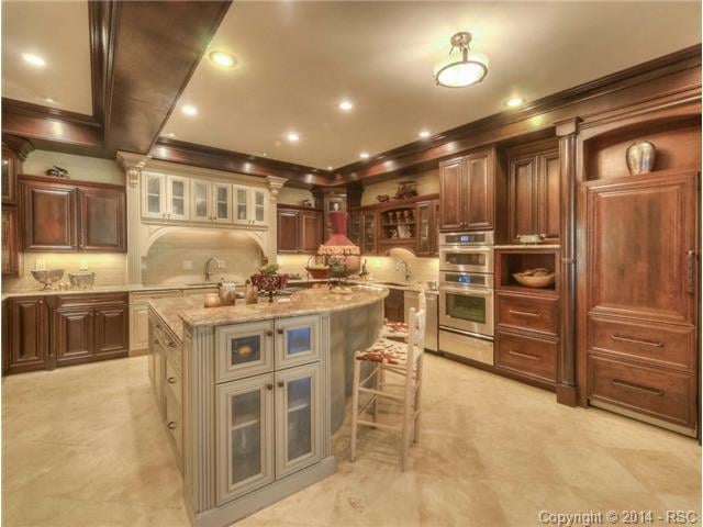 1806 Wood Ave, Colorado Springs, CO 80907